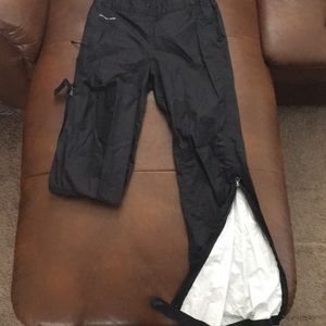 Women’s North Face HyVent 2.5 Rain Pants M